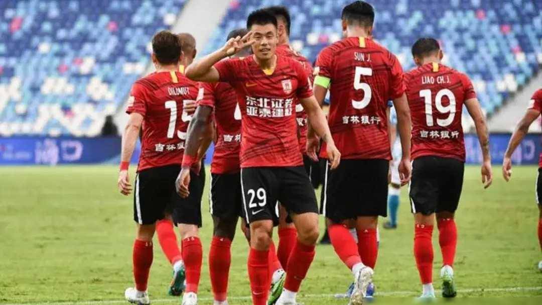 关于山东鲁能主场击败北京人和，实现三连胜的信息